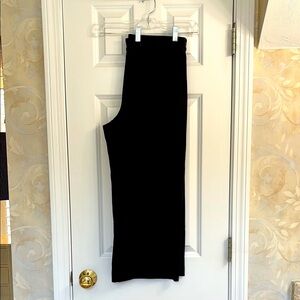 Ann Taylor Wide Leg  Side Zip Black Knit Pants. EUC
